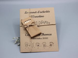 livret activités enfant mariage crayons