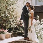 Interview : Choisir sa robe de mariée petit budget en France – Mariage de Marine et Valentin